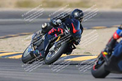 media/Mar-24-2025-Moto Forza (Mon) [[57ce5c5cff]]/1-Advanced Group/Session 2 Turn 11/